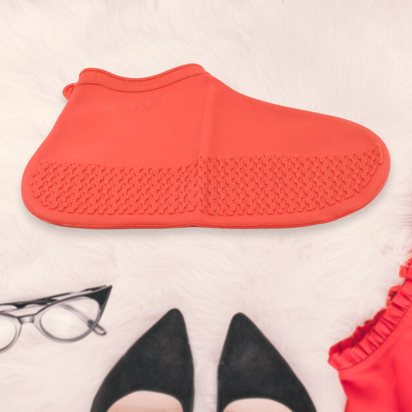 17985 (M-size)Non-slip Silicone Rain Reusable Anti Skid Waterproof Fordable Boot Shoe Cover (Medium Size  1 Pair  Red)